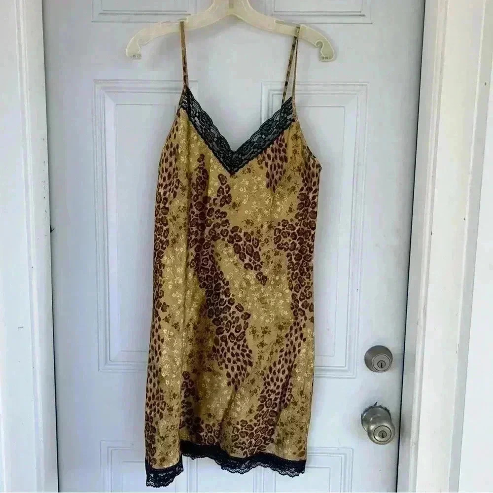 Moon Dance Leopard print slip dress Sz L